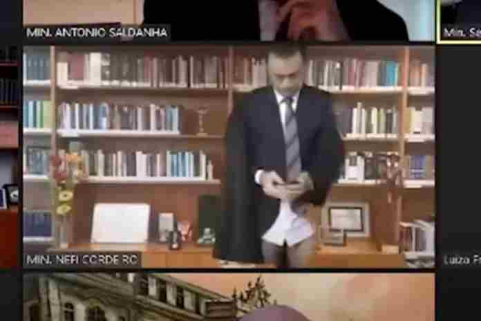 20201022175715493324a