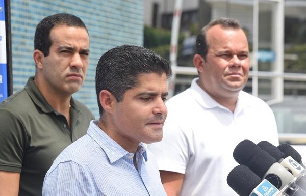 ACM Neto lança chapa majoritária e mira fim de 20 anos do PT na Bahia