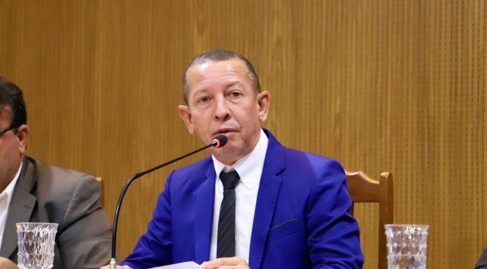 Aero Cruz pode enfrentar entraves para nova reeleição à presidência da Câmara Municipal de Petrolina