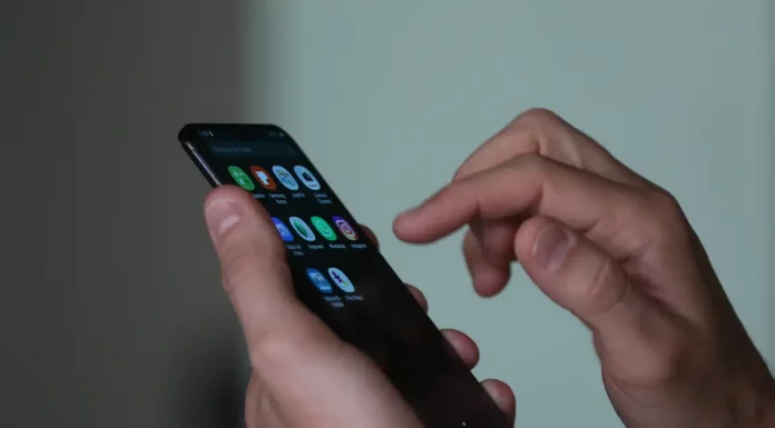 STF marca para novembro julgamento sobre redes sociais no Brasil