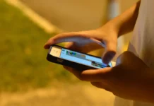 Câmara aprova urgência de projeto que combate adultização nas redes