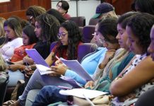 Mulheres são maioria nas inscrições do Enem e em outros exames educacionais do país