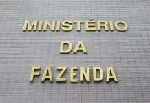 Defesa e Cidades lideram bloqueios no Orçamento de 2026
