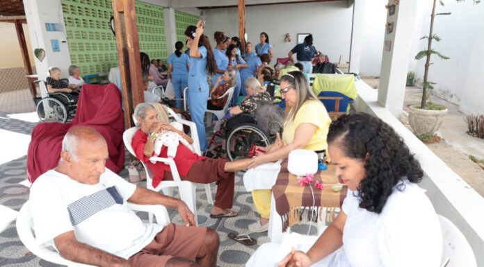 Projeto “SPA dos Pés Solidário” leva carinho e novos serviços para idosos da Casa Geriátrica