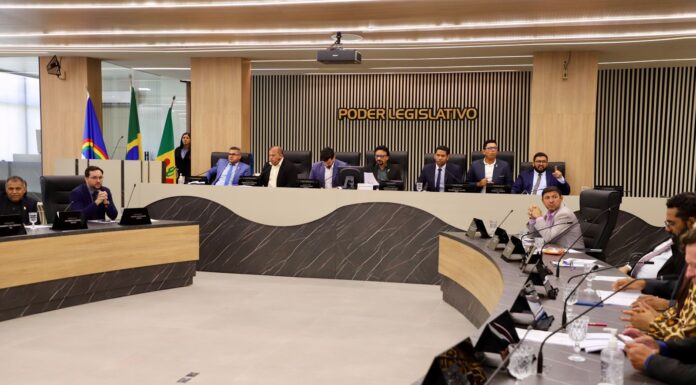 Câmara aprova projetos da Prefeitura e oposição mira criação de cargos e extinção da ARMUP