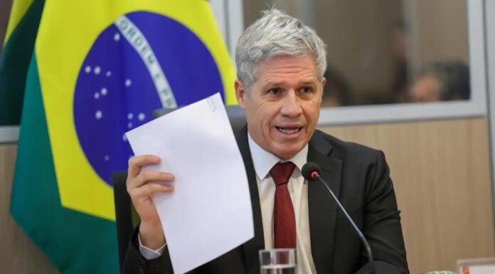 Governo pode prorrogar Brasil Soberano, diz Teixeira