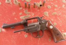 Polícia Militar conduz homem por porte ilegal de arma em Petrolina