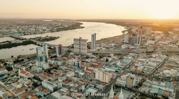 Homem é detido pela PM por invasão a domicílio e estupro de vulnerável no bairro José e Maria