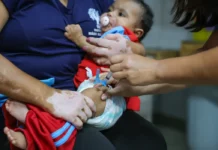 Casos de coqueluche crescem e provocam internações e mortes