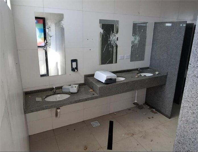 vandalismo Parque do povo