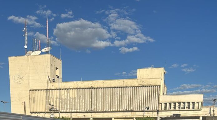 DNIT informa conclusão da demolição da banca próximo aos Correios de Juazeiro