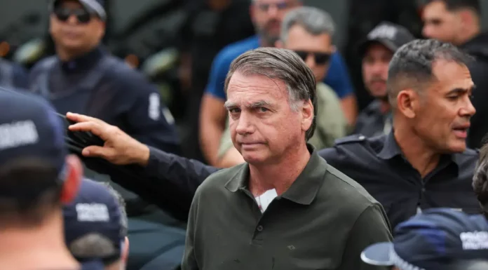 Bolsonaro cita paranoia em audiência de custódia; prisão é mantida