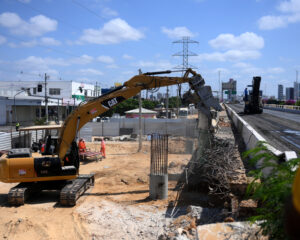 Atenção: Pontilhão próximo aos Correios será interditado para demolição nesta quarta-feira (12), em Juazeiro