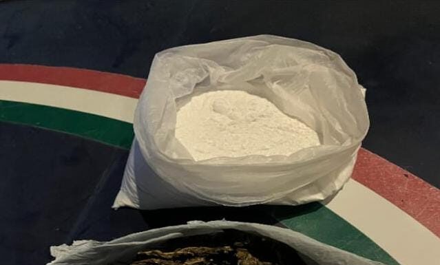 Polícia Militar apreende drogas durante operação no bairro João de Deus, em Petrolina