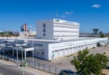 Digital influencer morre em Petrolina após suspeita de intoxicação alcoólica; duas pessoas estão internadas