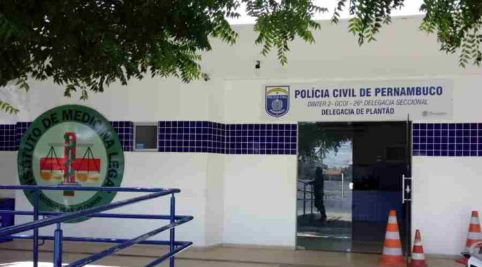 Feminicídio: mulher é assassinada pelo marido no bairro Santa Luzia, em Petrolina; suspeito foi preso