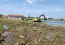 Com previsão de chuva para o final de semana, Prefeitura intensifica serviços de drenagem
