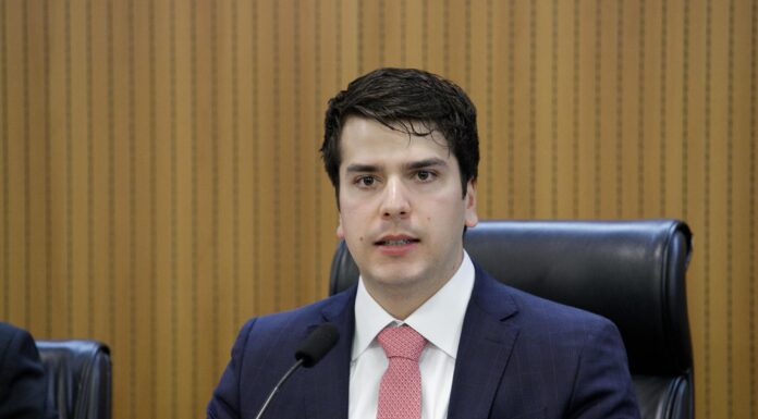 Antonio Coelho assegura R$ 150 milhões na LOA 2026 para a construção de um Hospital Regional estadual em Petrolina