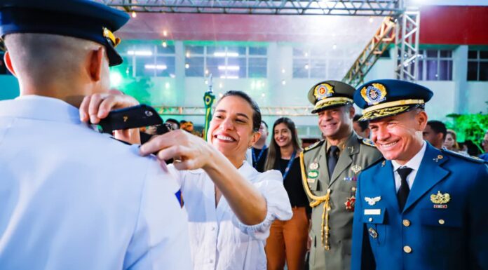 Juntos pela Segurança: governadora Raquel Lyra comanda solenidade de formatura dos novos oficiais do Corpo de Bombeiros Militar