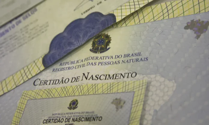 certidao_de_nascimento_registro_civil_mcajr_abr_0403221132