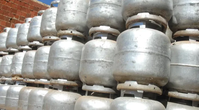 Beneficiários com NIS final 7 recebem Auxílio Gás nesta quinta