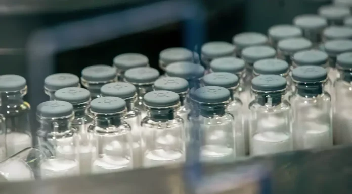 Vacina contra a dengue do Butantan começa a ser aplicada em janeiro