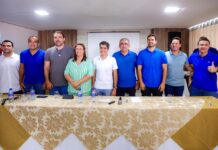 Unidos pela mudança: Suzana, Isaac e ACM Neto reúnem multidão e apresentam novo caminho para a Bahia em Juazeiro