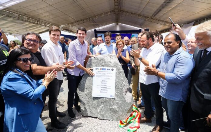 33b86fd5-889b-4dc7-a75c-70e2a2e95faa