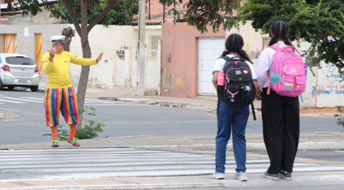Com início do ano letivo, Prefeitura de Petrolina reforça orientações de segurança no entorno das escolas