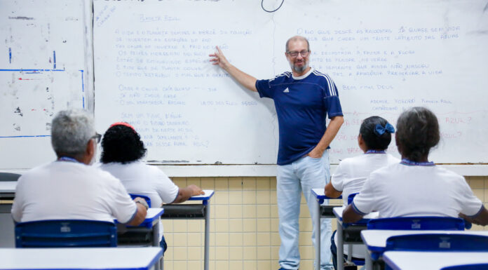 Secretaria de Educação anuncia avaliação de desempenho dos servidores para progressão de carreira