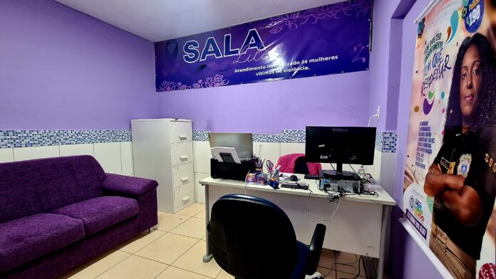 FOTO SALA LILÁS 2