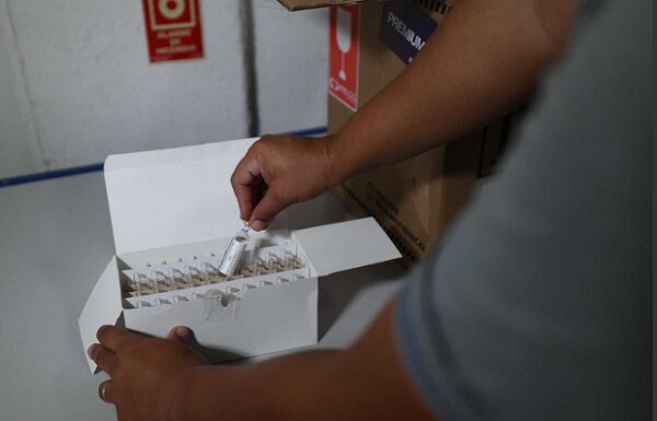 Após casos de metanol, Bahia recebe ampolas de etanol farmacêutico