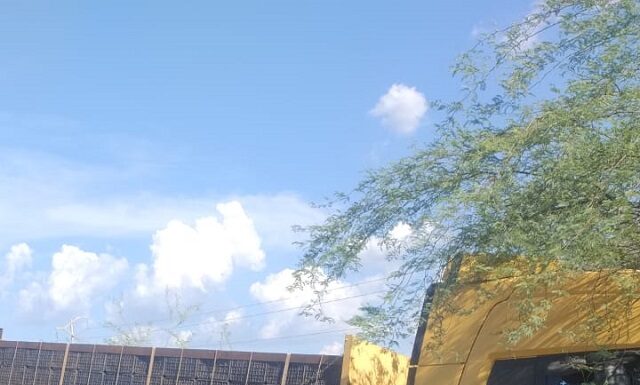 Dois trabalhadores morrem em acidente entre carro e carreta na BA-210, em Juazeiro