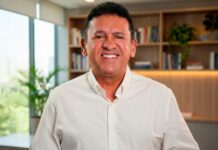 Carlos Britto confirma pré-candidatura e projeta anúncio oficial para após o Carnaval