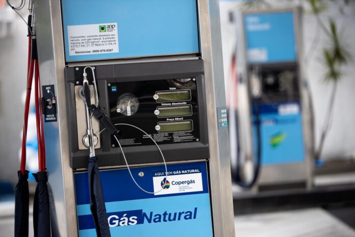 aafec522-861b-4d42-9e80-a655d8def1eb