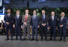 Presidente Carlos Neves e nova mesa diretora do TCE-PE são empossados