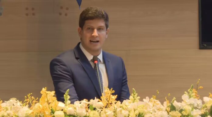 Prefeito João Campos é alvo de pedido de impeachment após alteração de resultado de concurso público