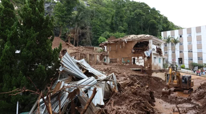 Lula sobrevoa neste sábado áreas afetadas pelas chuvas em Minas Gerais