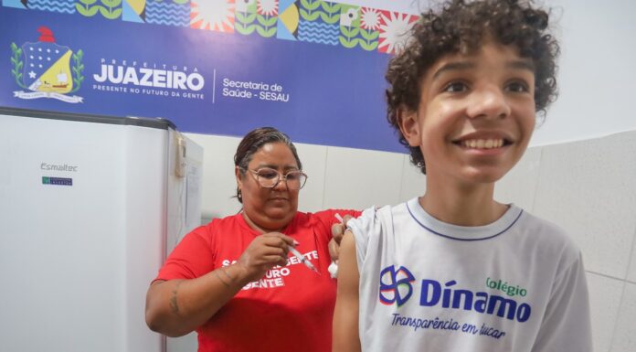 Juazeiro inicia pela primeira vez vacinação contra a dengue para crianças e adolescentes
