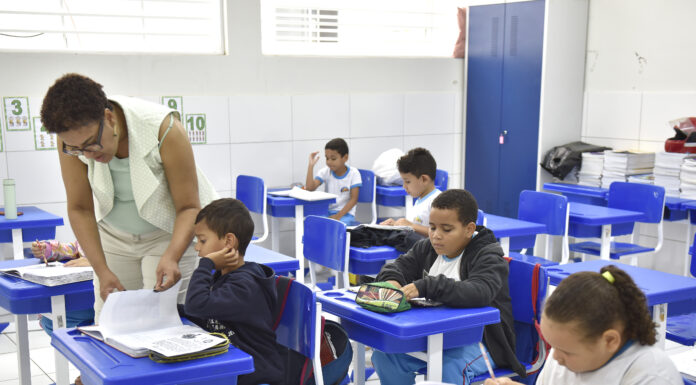 Câmara aprova reajuste salarial de 5,5% para professores da rede municipal de Juazeiro