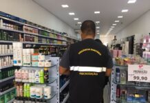 Vigilância Sanitária orienta foliões e comerciantes sobre o uso de pomadas capilares durante o Carnaval