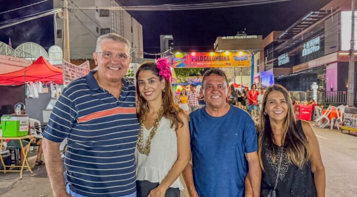 Guilherme Coelho e Carlos Britto reforçam parceria em caminhada pelos polos