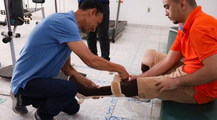 Prefeitura de Juazeiro garante autonomia e qualidade de vida com concessão de dispositivos de tecnologia assistiva para usuários do Cerpris