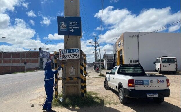 Prefeitura intensifica combate a placas de publicidade irregulares em Petrolina