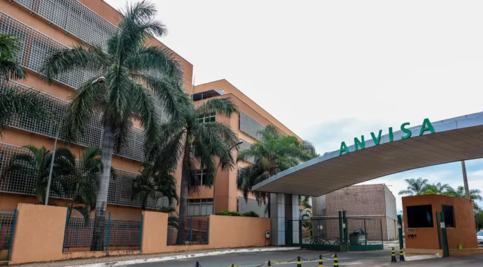 Anvisa proíbe venda de fórmula infantil contaminada por toxina