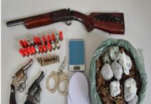 Policiais do 5°BPM apreendem arma de fogo, munições e drogas em Rajada (PE)