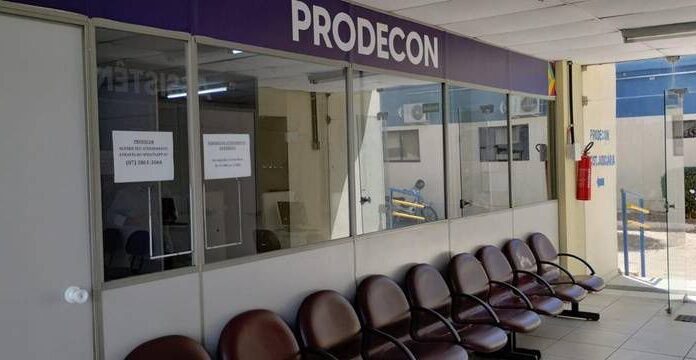 PRODECON e Compesa promovem mutirão para negociar dívidas