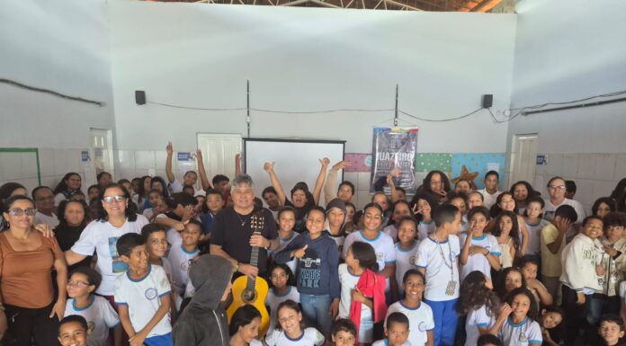 Programa Juá Literária em continuidade: Mauriçola realiza novas aulas-show do “Juazeiro por Juazeiro” nas escolas municipais, veja programação