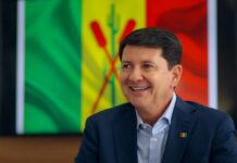 Simão Durando celebra novo voo entre Petrolina e Recife: “É uma conquista de toda a região”