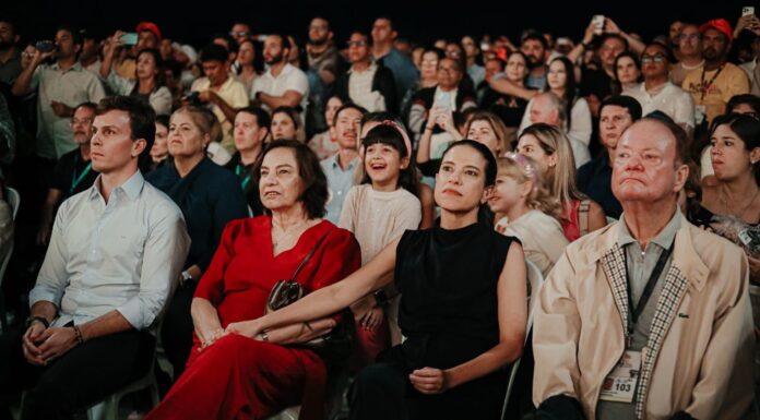 Na 57ª edição da Paixão de Cristo de Nova Jerusalém, governadora Raquel Lyra ressalta tradição turística e cultural do espetáculo